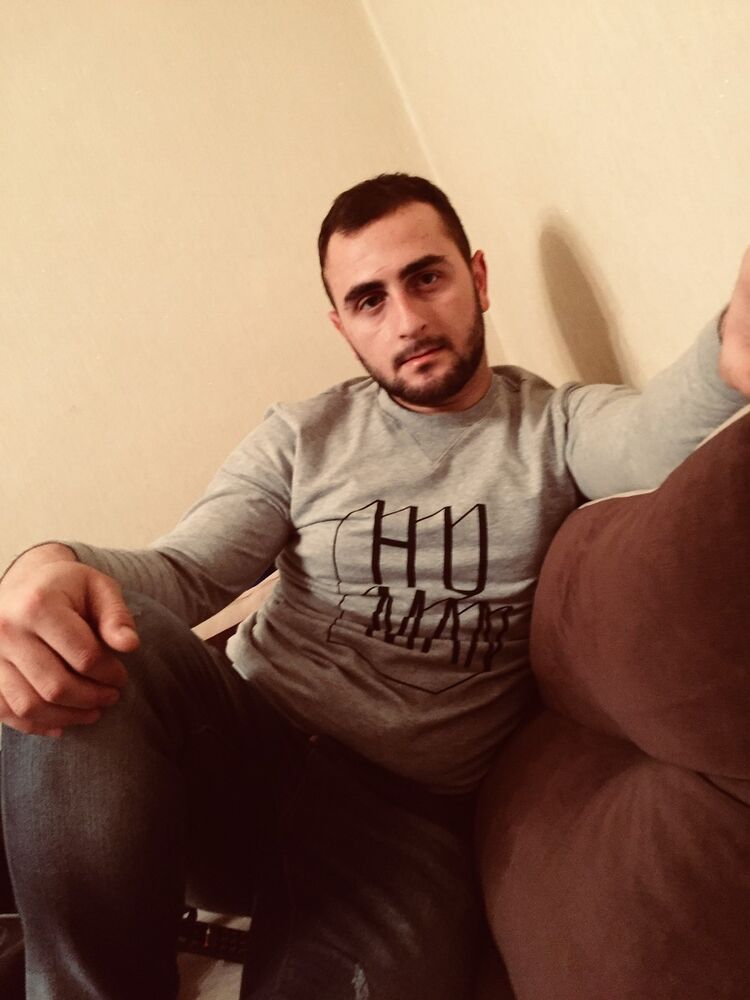  ,   Van, 30 ,   