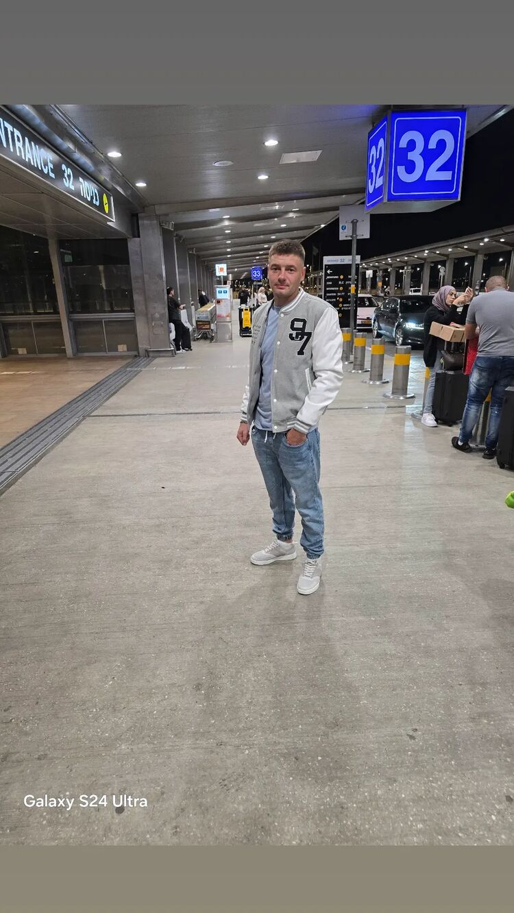  Or Yehuda,   Vasile, 27 ,   ,   