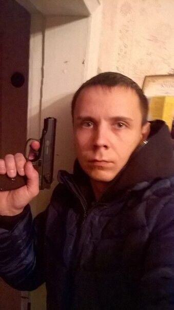  10456131  Sergey, 37 ,    