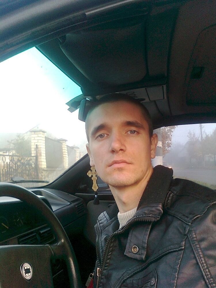  ,   Yurij, 40 ,   ,   , c 