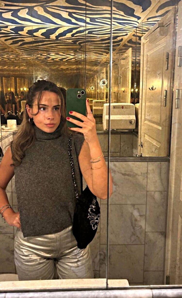 ,   , 29 ,   ,   