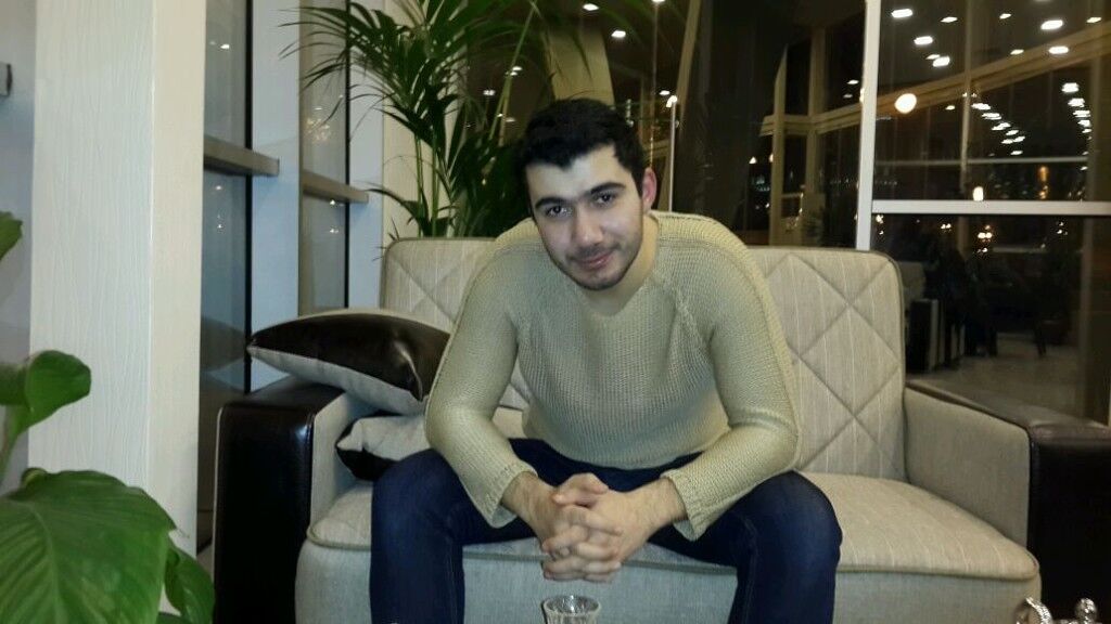  5878181  Cafar, 34 ,    