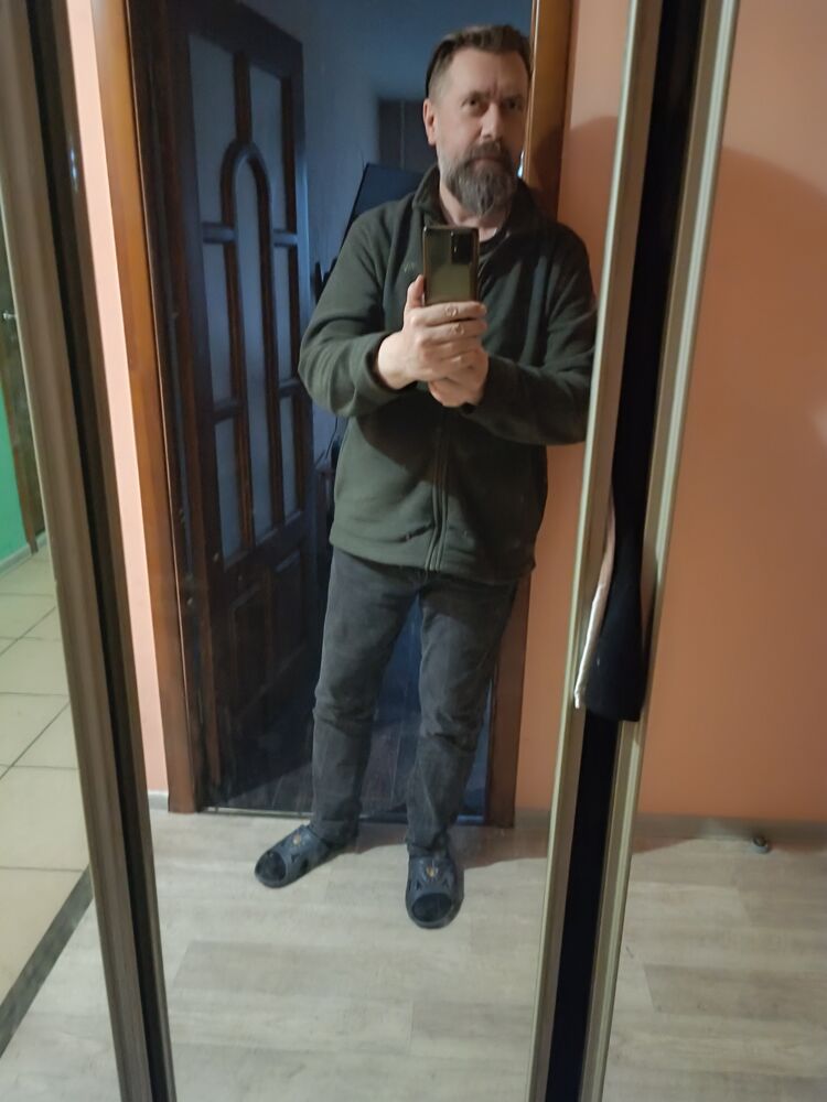  47515671  , 52 ,    -