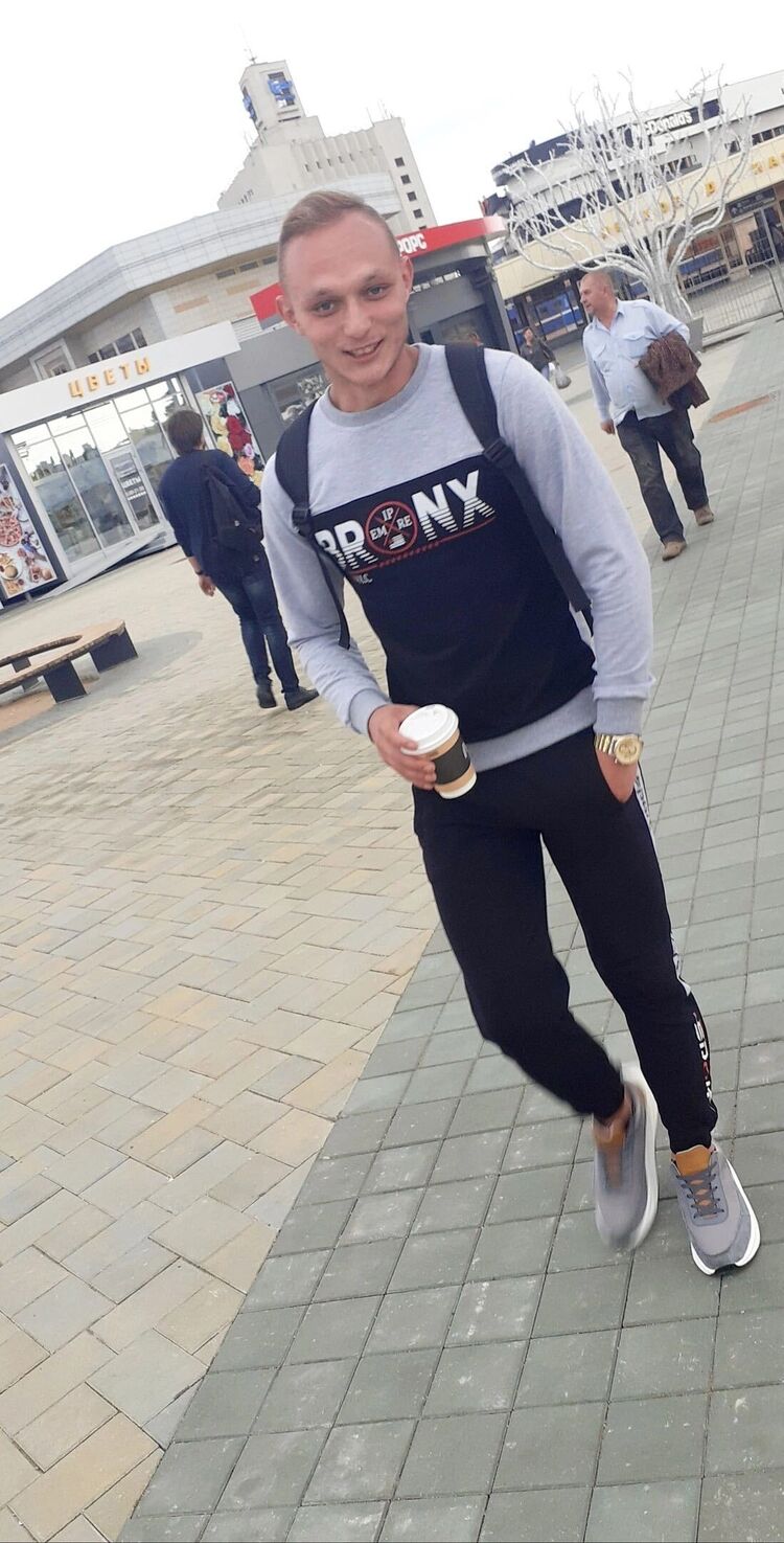  39161581  Alexey, 26 ,    