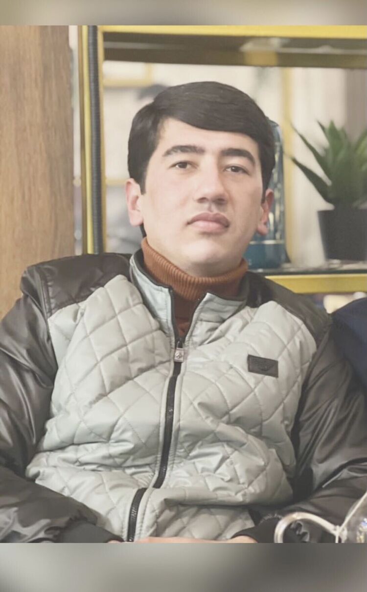  48545261  Nasim, 23 ,    