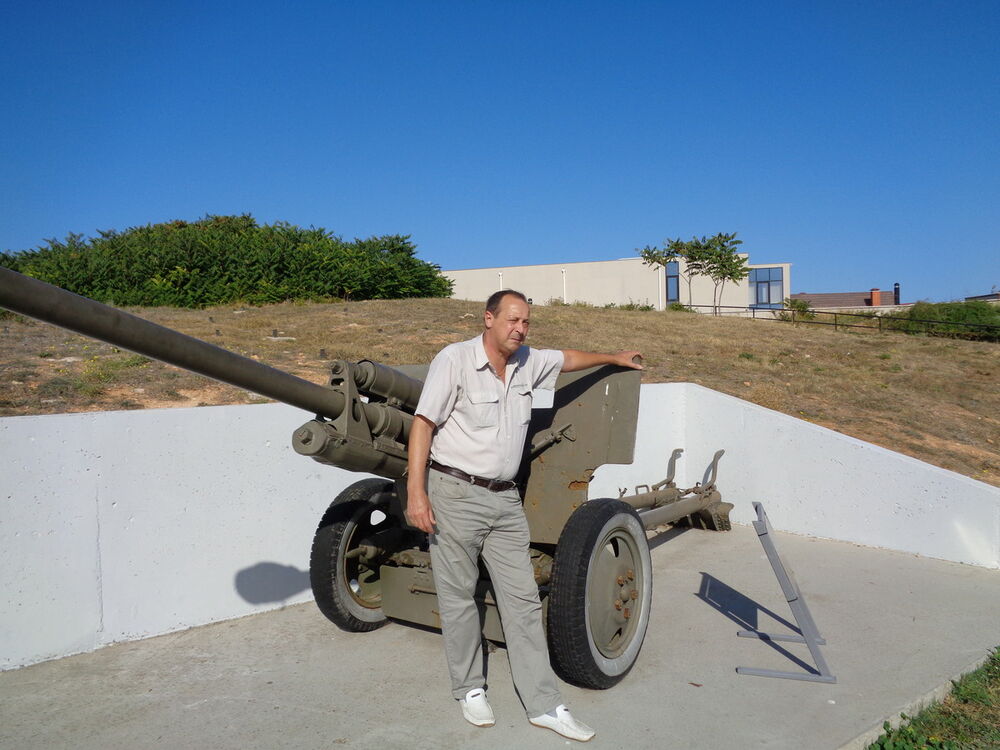  10976421  Sholdner, 56 ,    