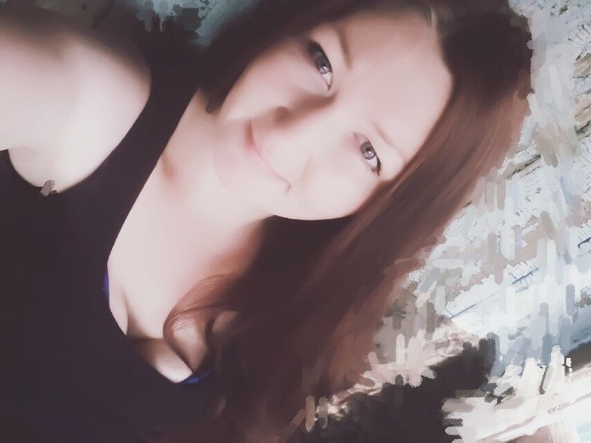  18602211  , 27 ,    