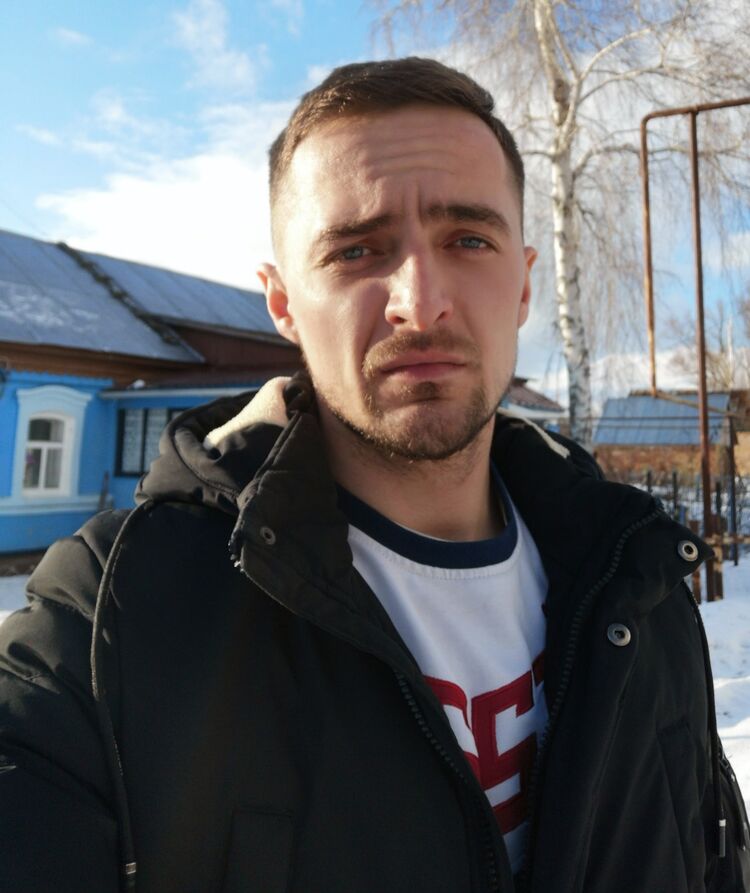  ,   Stark, 32 ,   c 