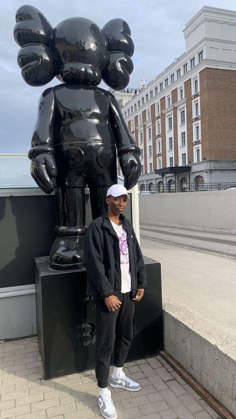  33790101  Josias, 23 ,    