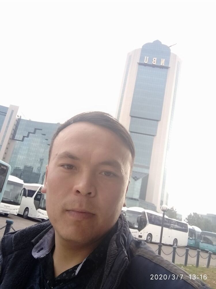  19895991  Ravshan, 30 ,    