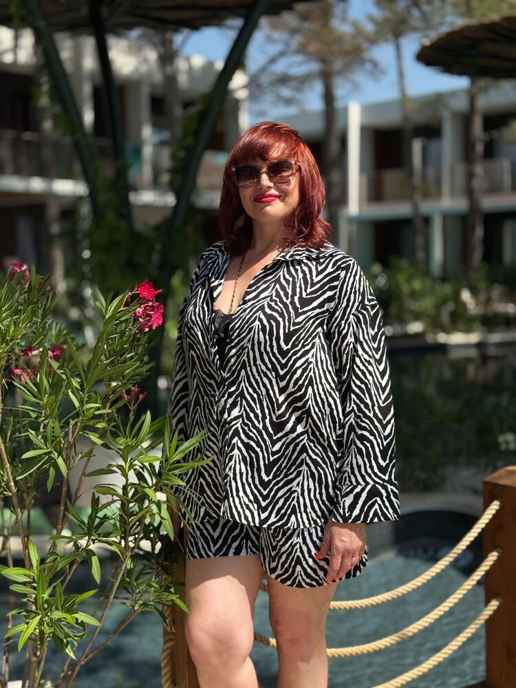  54318941  , 51 ,    --