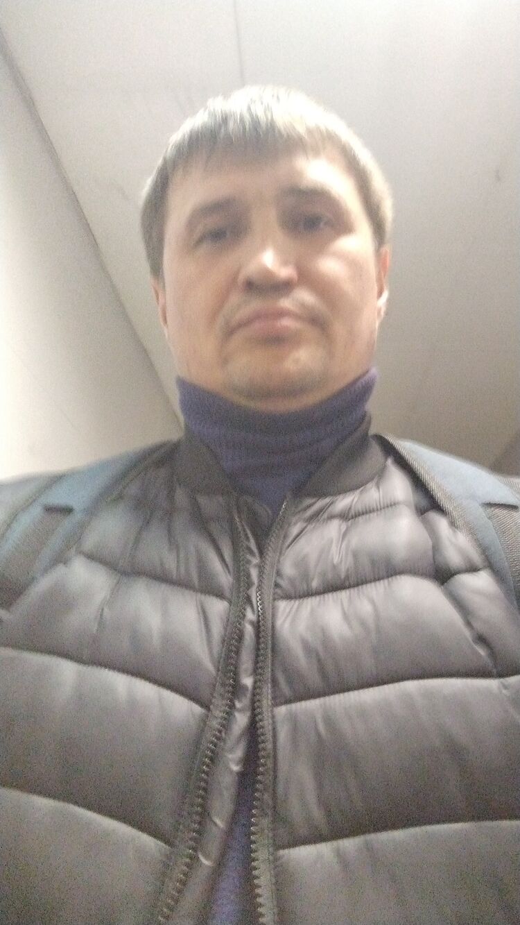  46609671  , 34 ,    