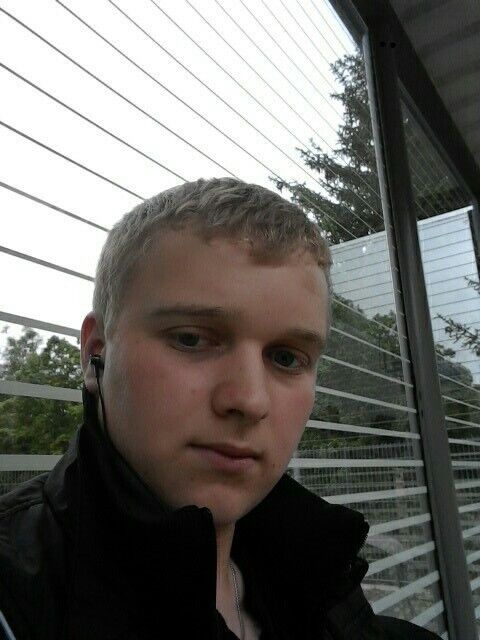  7498341  Alex, 30 ,    Apolda