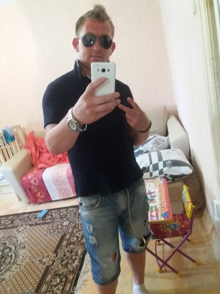  12483571  , 38 ,    