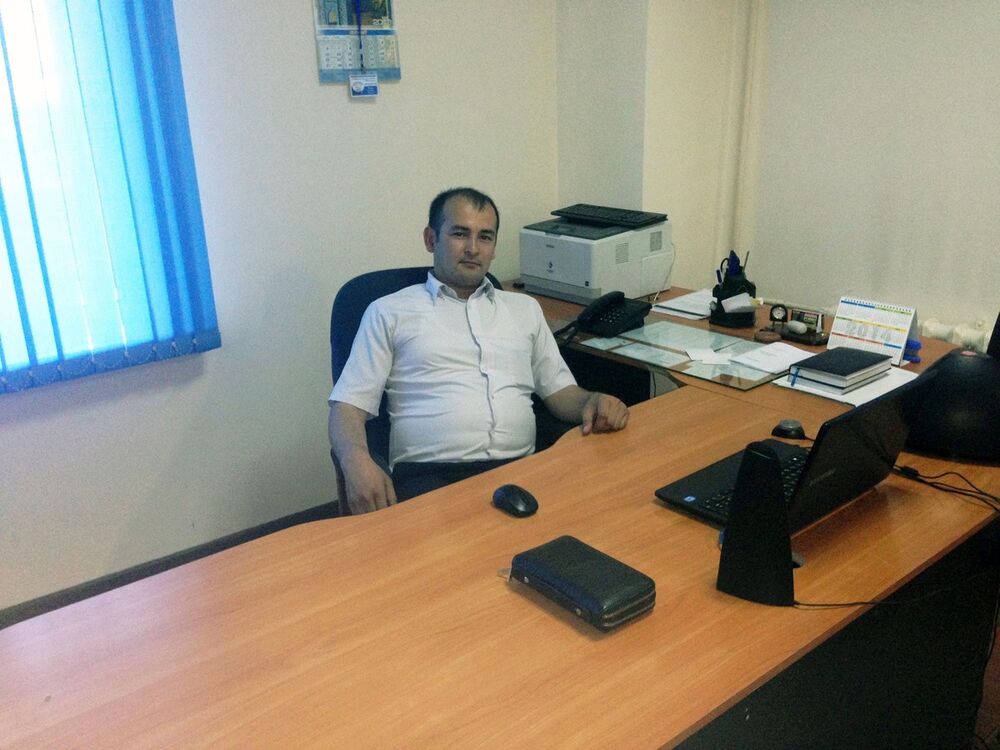  4391471  Dilmurod, 40 ,    