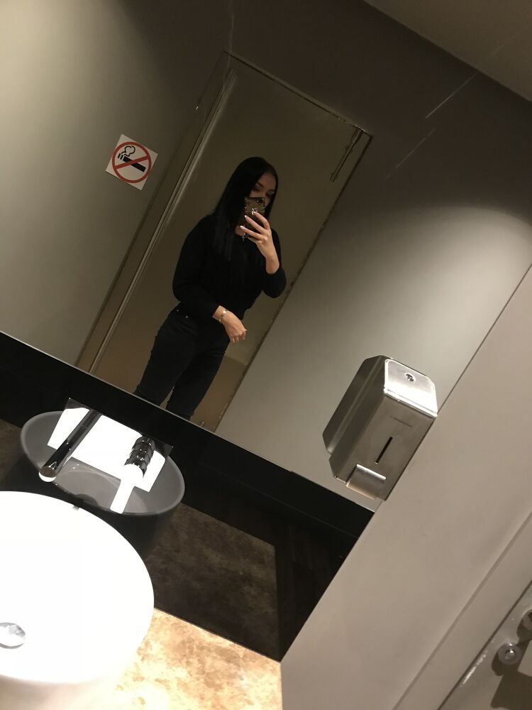  38142291  Pretty, 35 ,    