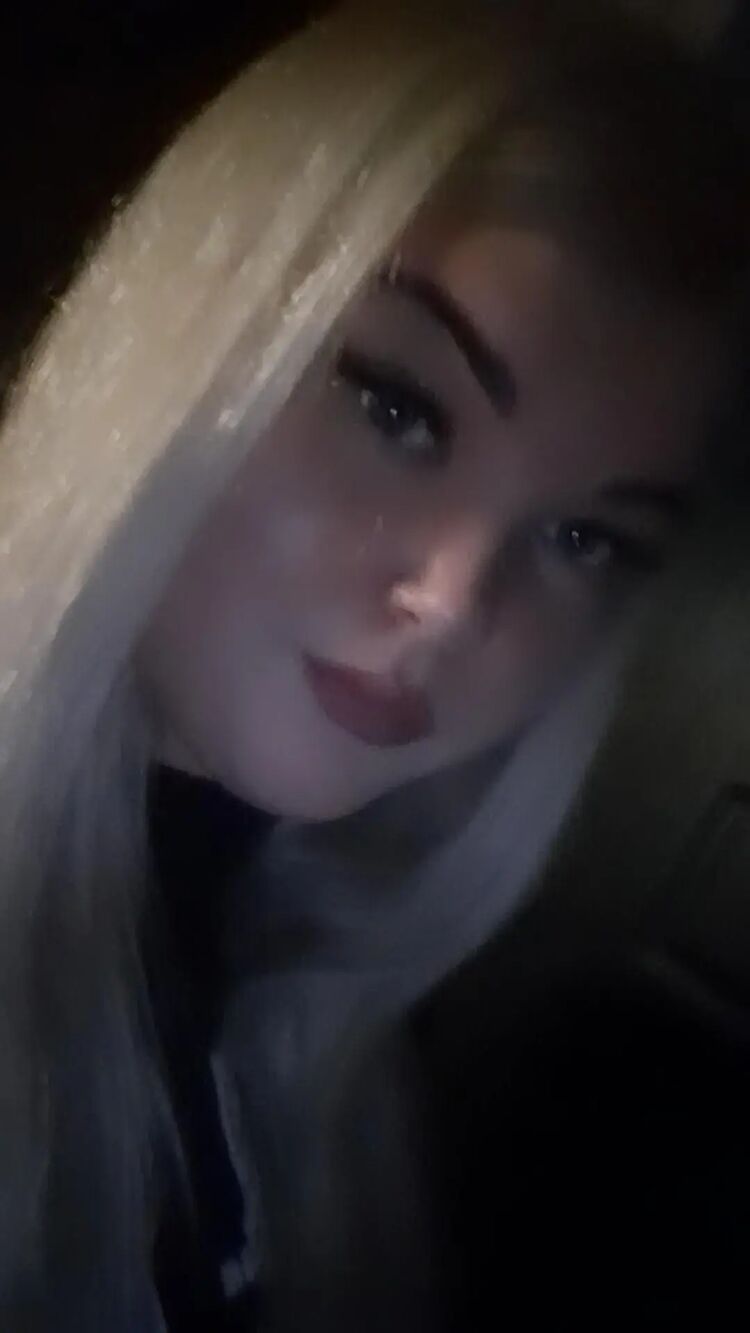  ,   Elizaveta, 24 ,   c 