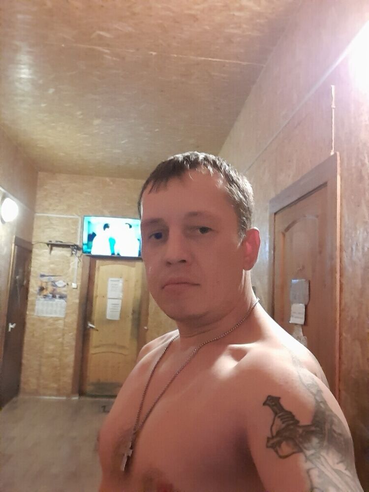  21225751  , 38 ,    
