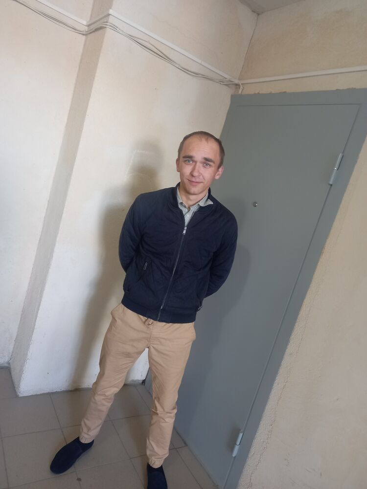  ,   Mark, 28 ,   