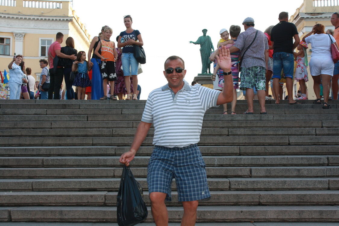  ,   Vitalik, 54 ,     , c 