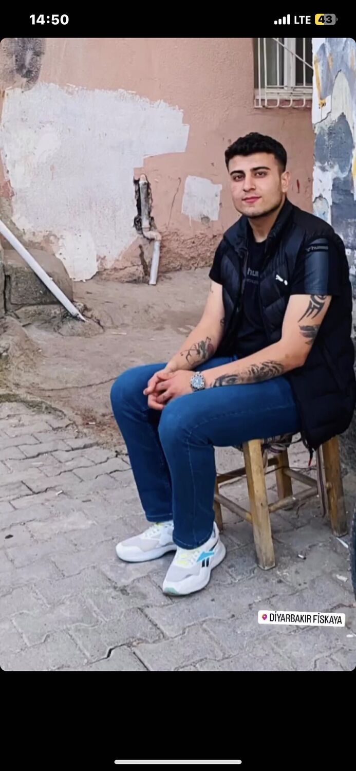  Cinar,   Azad, 23 ,   ,   