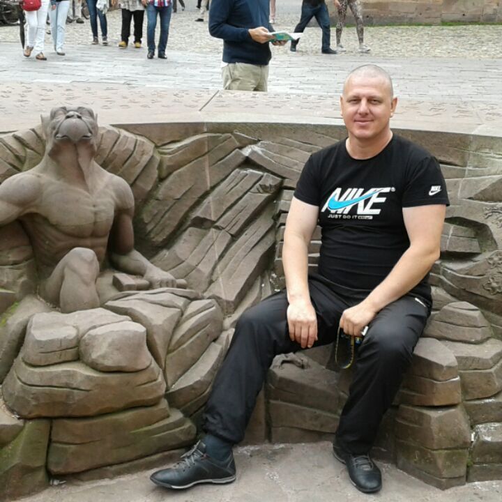  33826161  Aleksandr, 52 ,    Antwerp