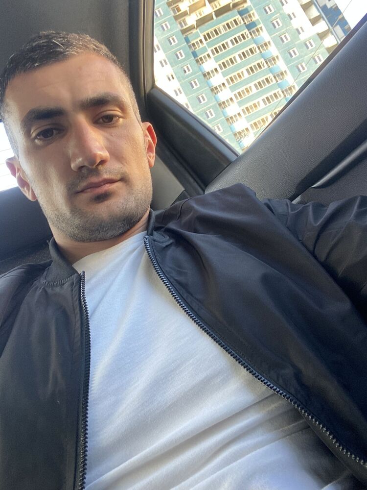  50690931  Arman, 31 ,    