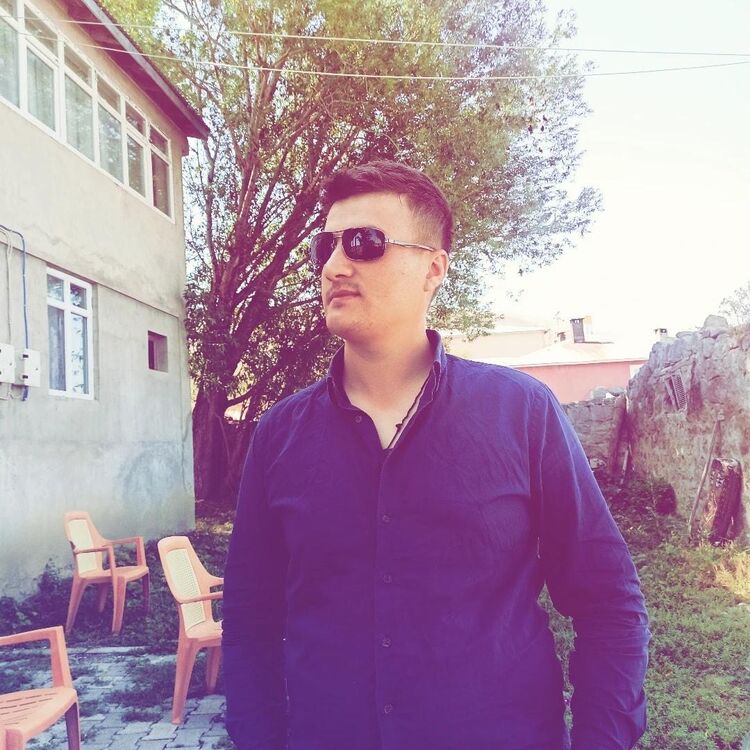  42792741  Samet, 26 ,    