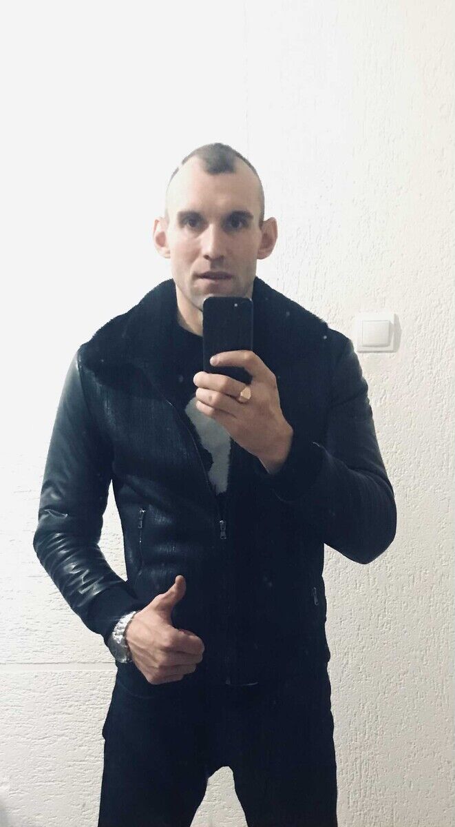  ,   Edik, 37 ,   ,   