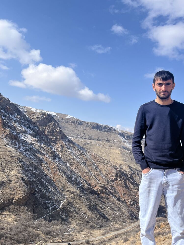  ,   Ervand, 26 ,   ,   