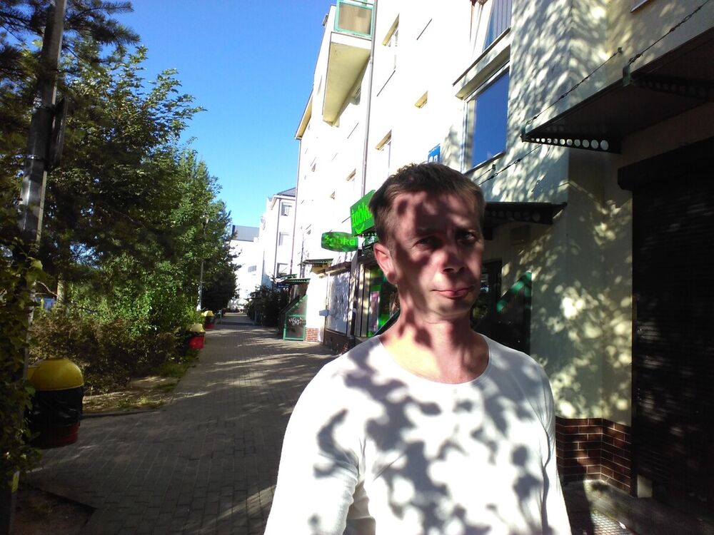  20684691  Anjei, 45 ,    