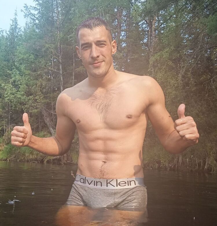  ,   Maxim, 30 ,     , c 