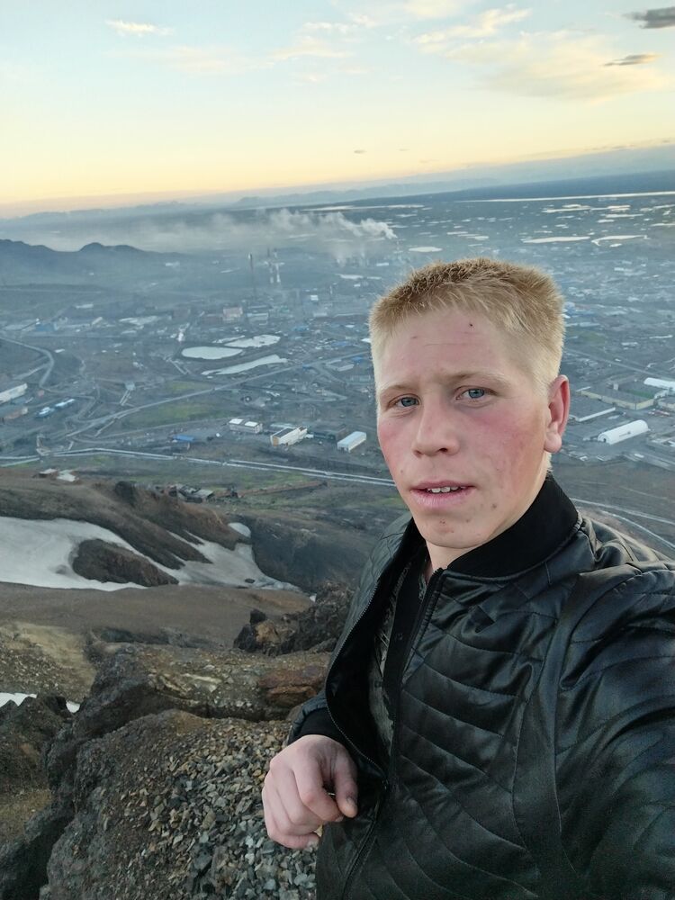  45479051  , 25 ,    