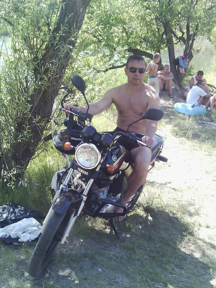  20565851  , 52 ,    