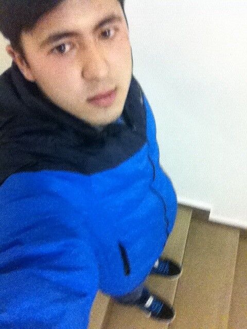  6876941  Abu, 30 ,    