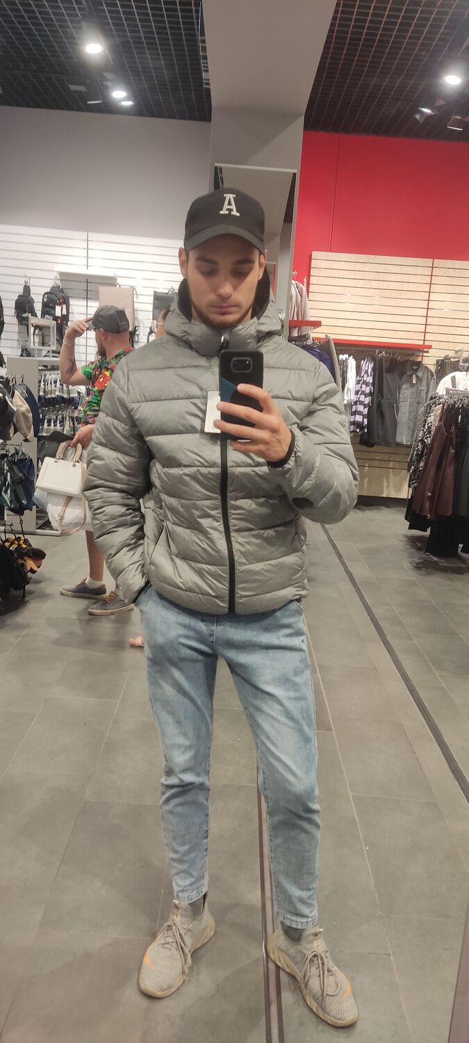  37639391  , 25 ,    