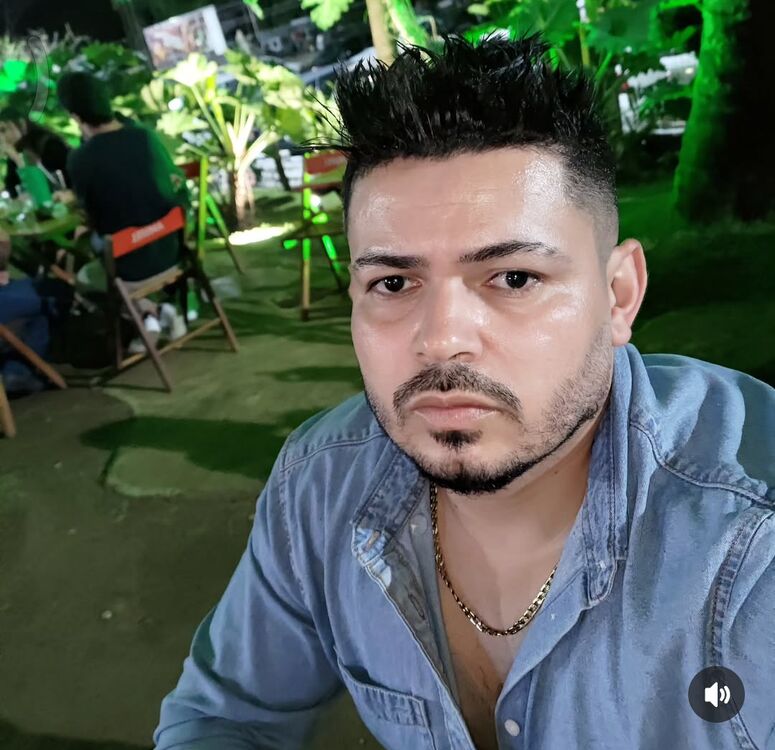  50345151  Reginaldo, 37 ,    Palais-Bourbon