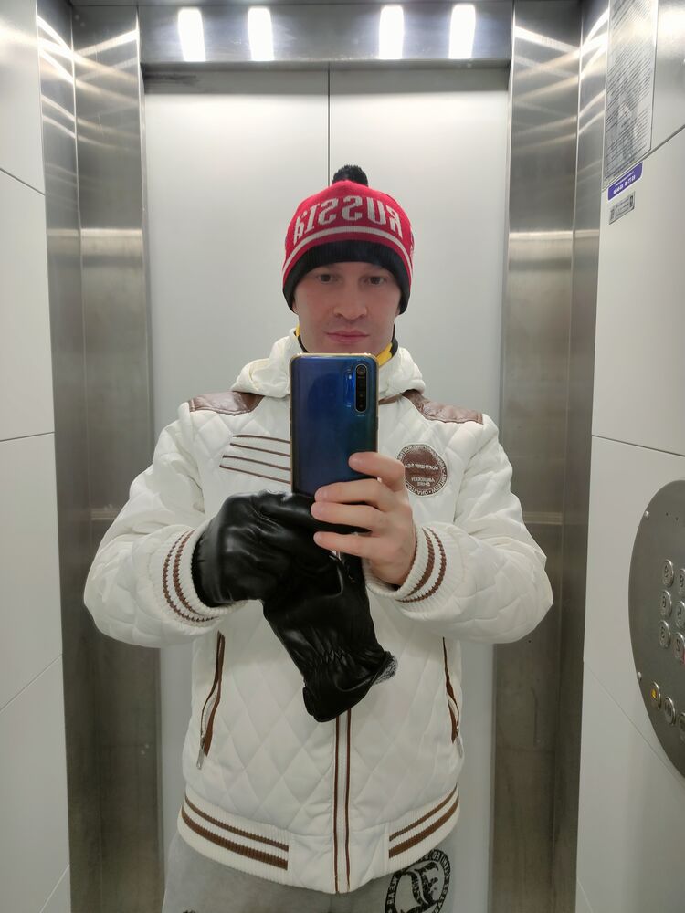  -,   Nikolas, 25 ,   ,   , c , 