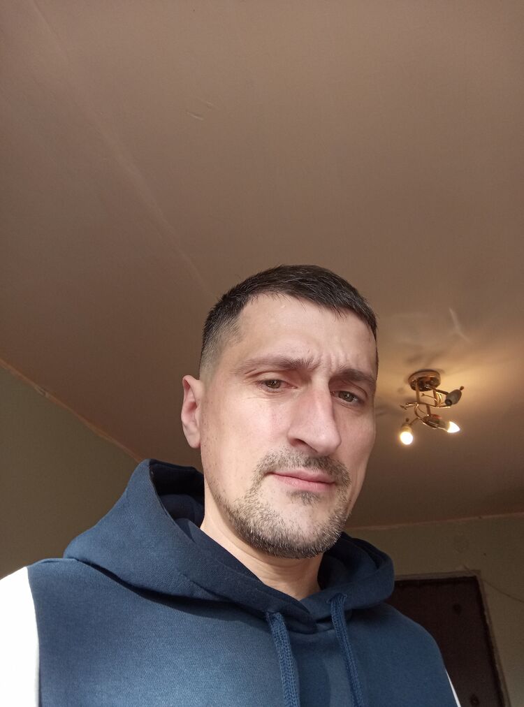  47013811  , 37 ,    