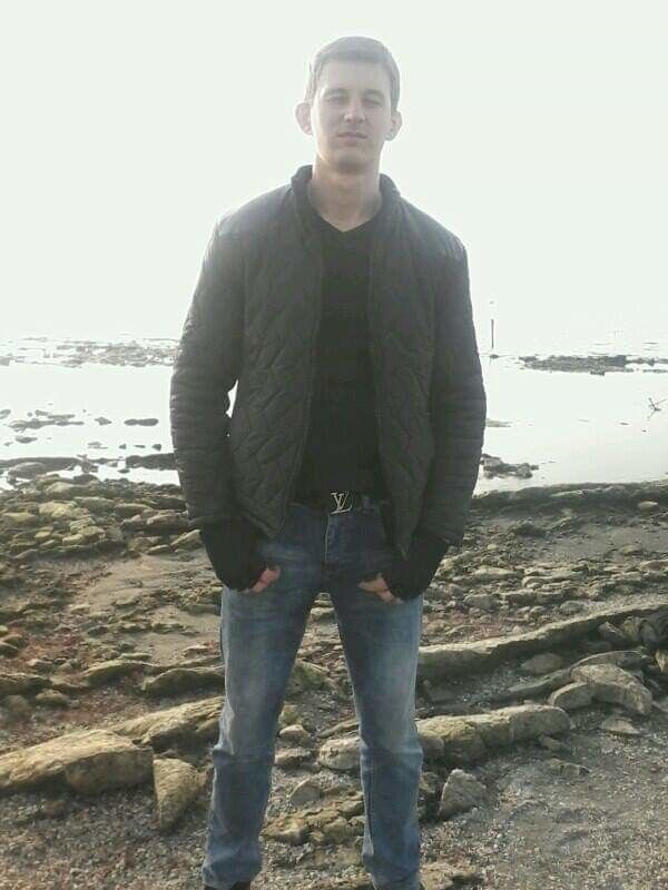  ,   Ruslan, 34 ,   ,   , c 