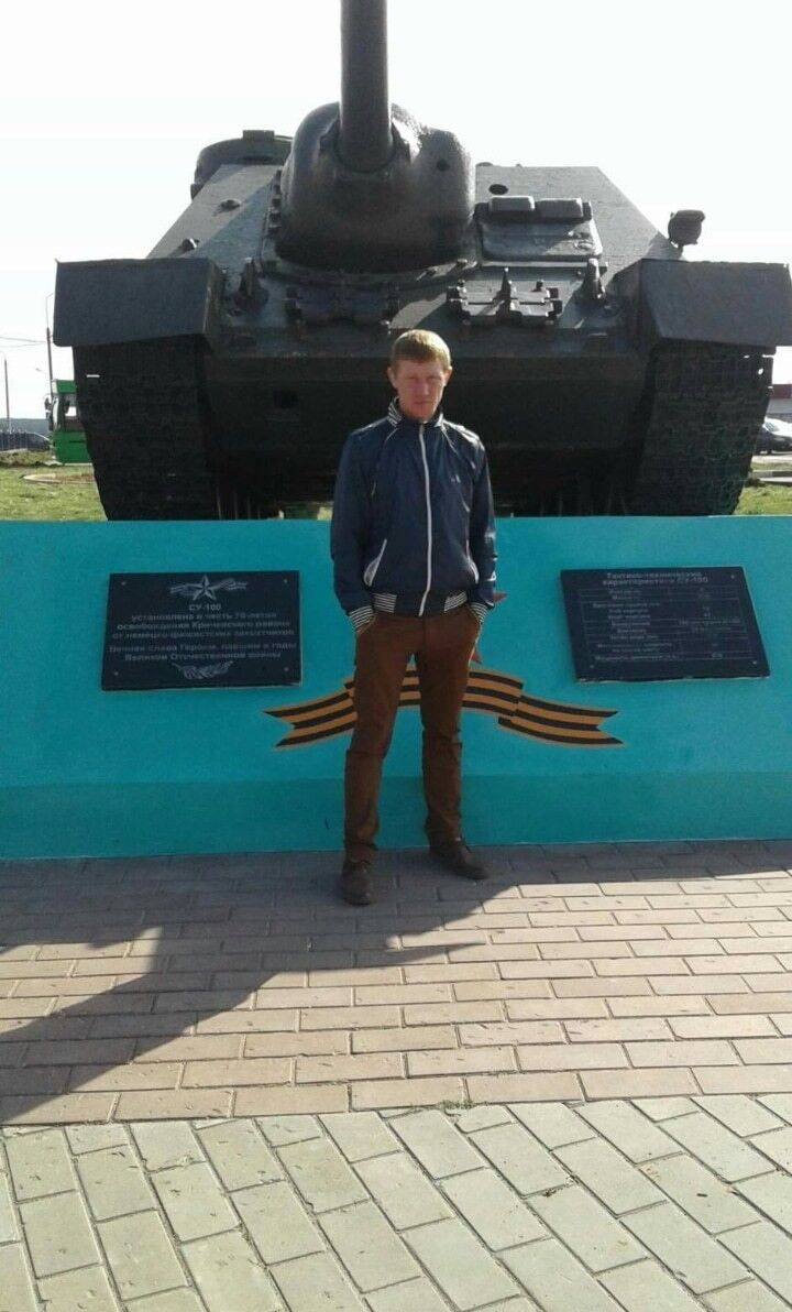  14209821  Rus, 38 ,    
