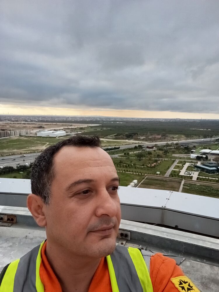  ,   Mamed, 42 ,   ,   , c 