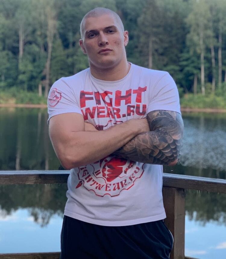  31229021  Noname, 32 ,    