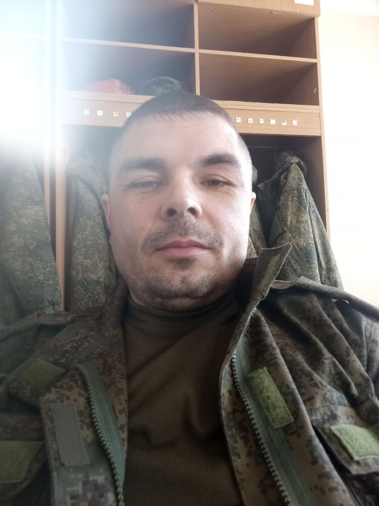  33826491  Vladimir, 31 ,    