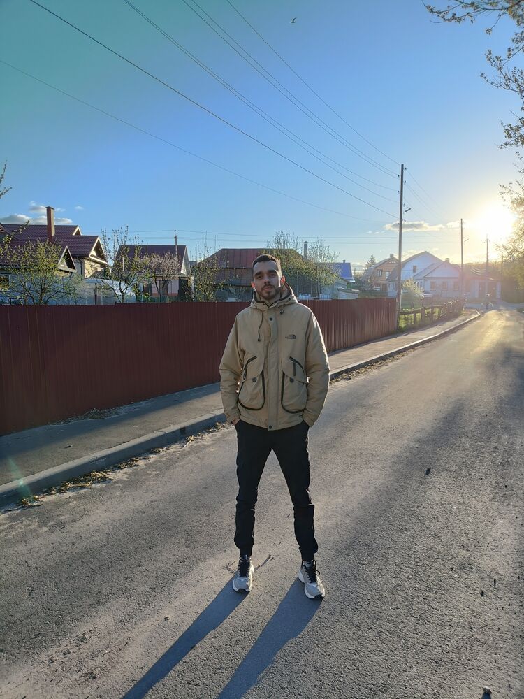  Algiers,   Houssam, 30 ,   ,   , c , 