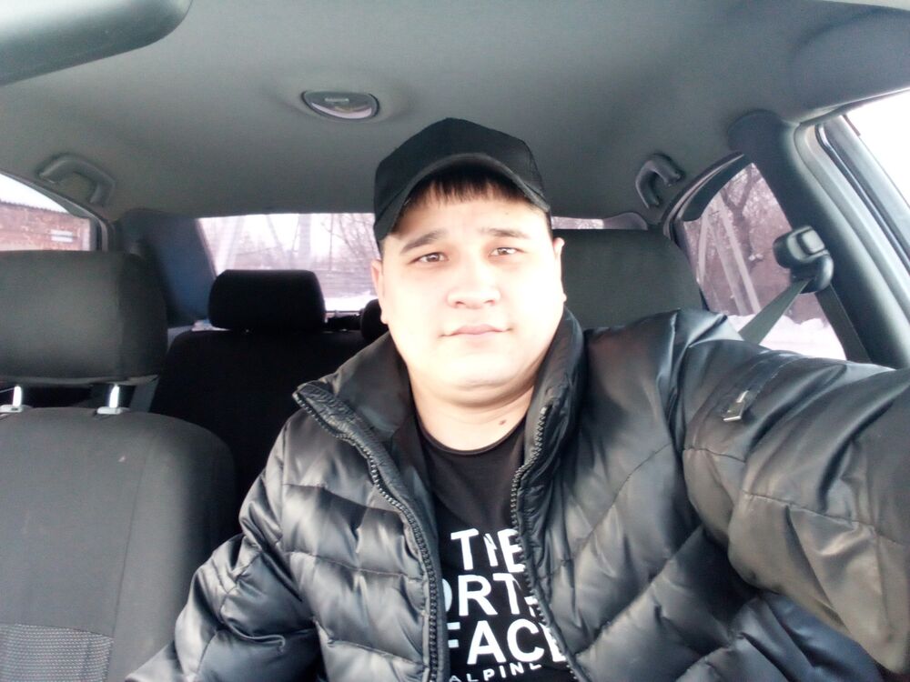  ,   Ruslan, 35 ,   ,   