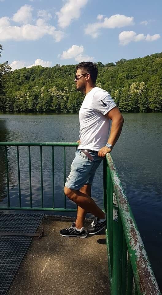  50962961  Rostislav, 31 ,    