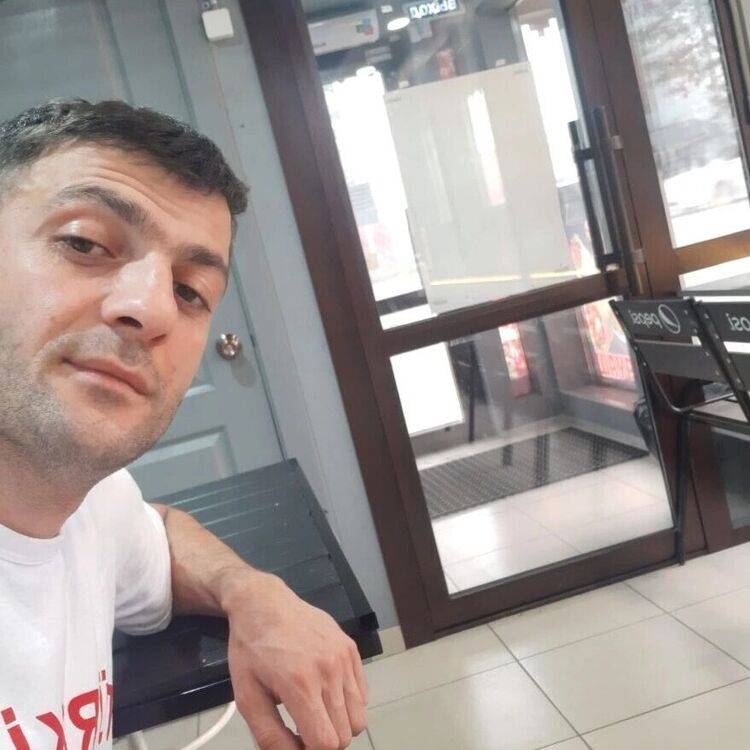  53468501  , 36 ,    -