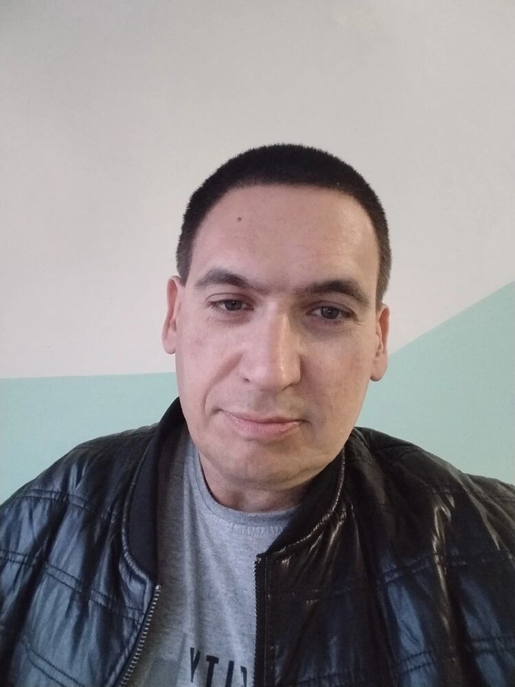  43875771  Vladimir, 39 ,    