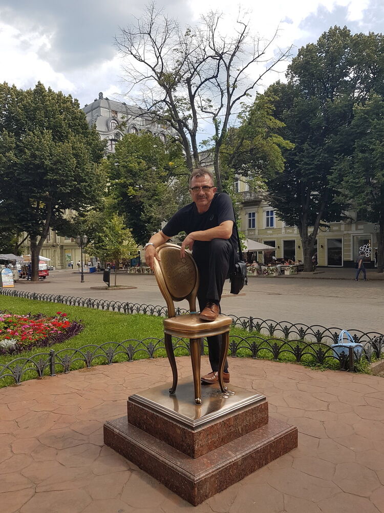  ,   Alberto, 60 ,   ,   , c 